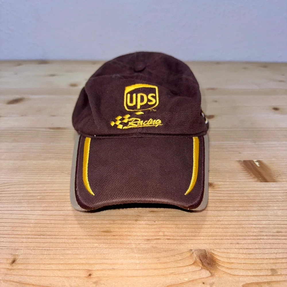 Vintage UPS Racing Dale Jarrett #88 NASCAR‎ Chase Authentics Hat